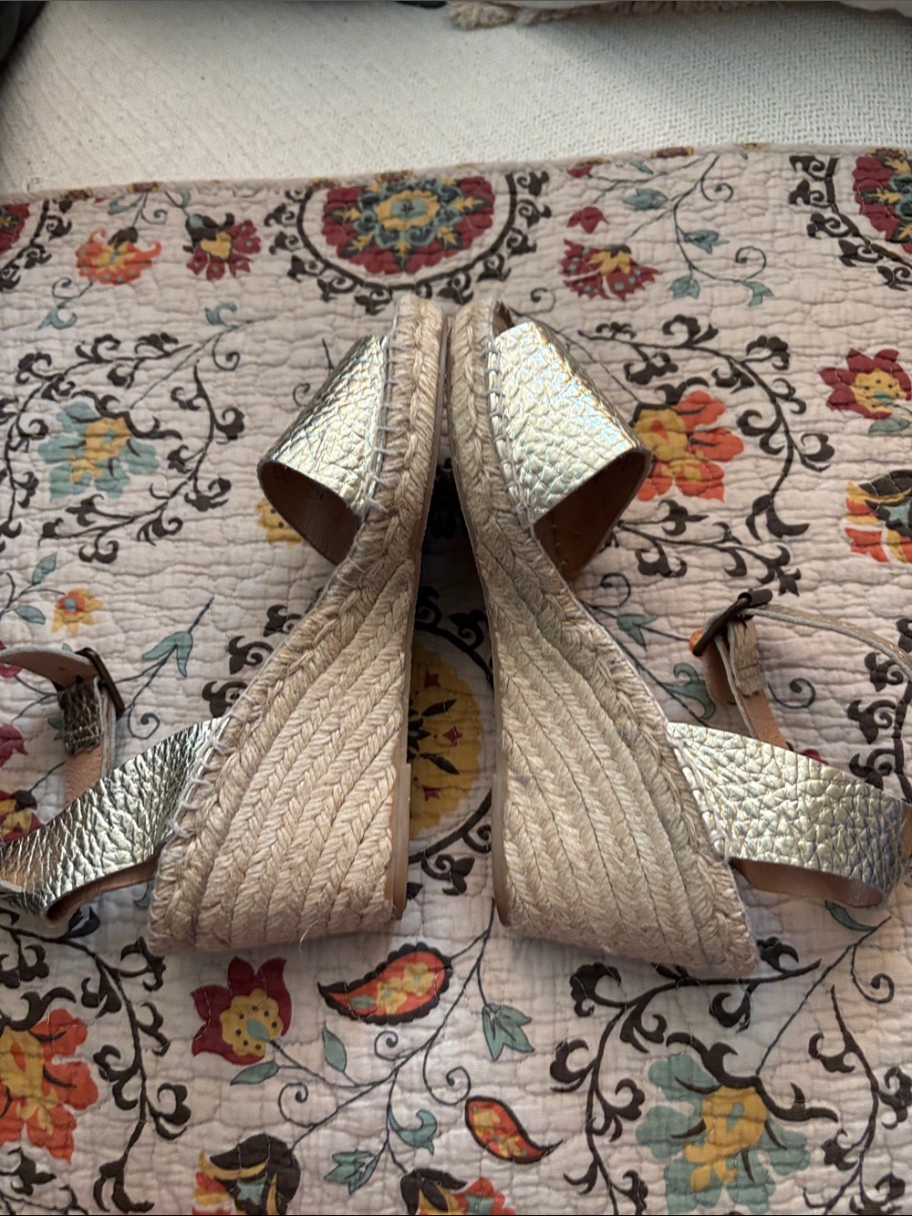 J. Crew Gold Metallic Pebbled Leather Espadrille Wedge Heel Sandals Size 10 - Picture 7 of 15